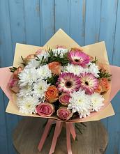 Букет цветов из:  Розы, Герберы и Хризантемы в Новоомском