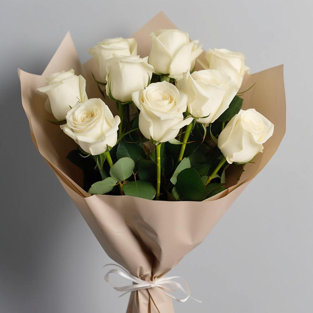 Букет 9 Белых роз Эдлесс Лав в Новоомском