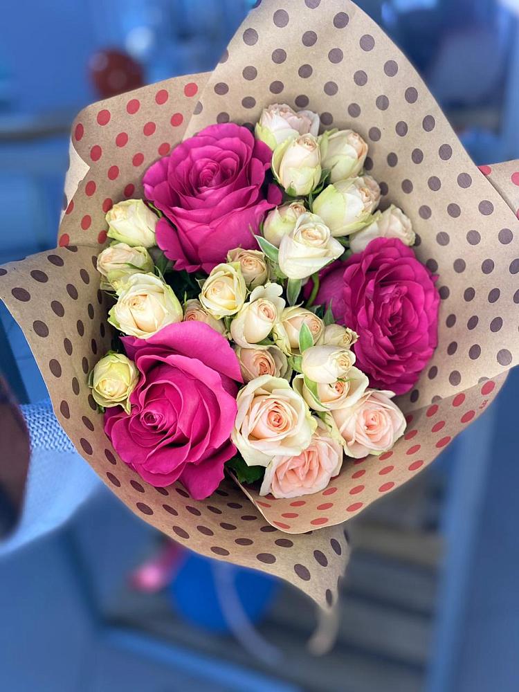 Букет цветов из: Розы в Новоомском