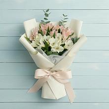 Букет цветов из:  Альстромерии в Новоомском