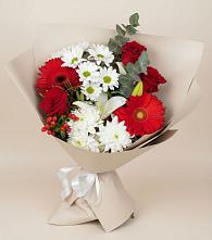 Букет цветов из:  Розы, Хризантемы, Герберы и Лилии в Новоомском