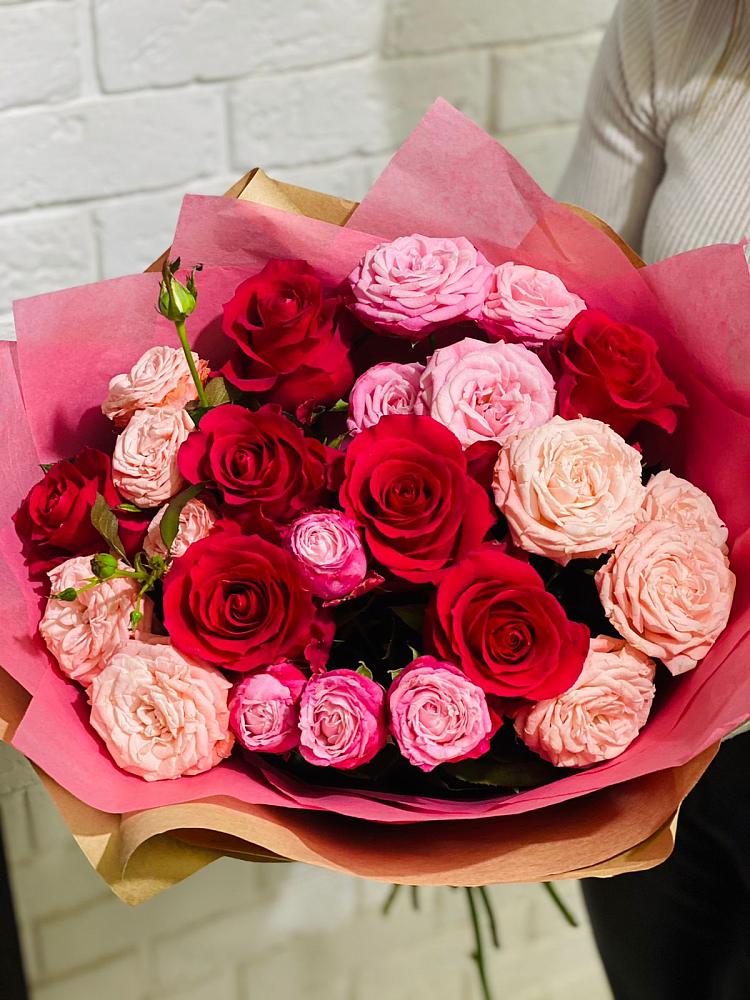 Букет цветов из: Розы в Новоомском