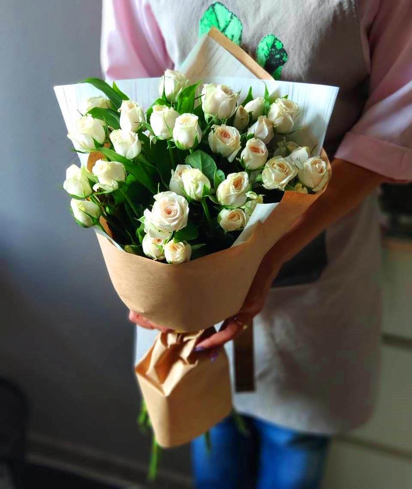 Букет цветов из: Розы в Новоомском
