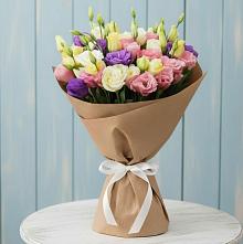 Букет цветов из:  Лизиантусы в Новоомском