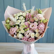 Букет цветов из:  Альстромерии и Розы #REPLACE_PRED# Новоомском